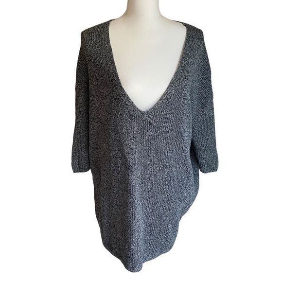 Express Grey V Neck  Sweater Size Medium Oversized - Picture 1 of 7